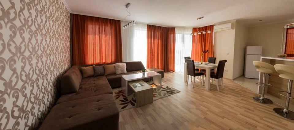Vello Apartments Byala  Esterno foto